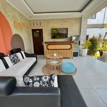 Cg Guesthouse Canggu Zewnętrze zdjęcie