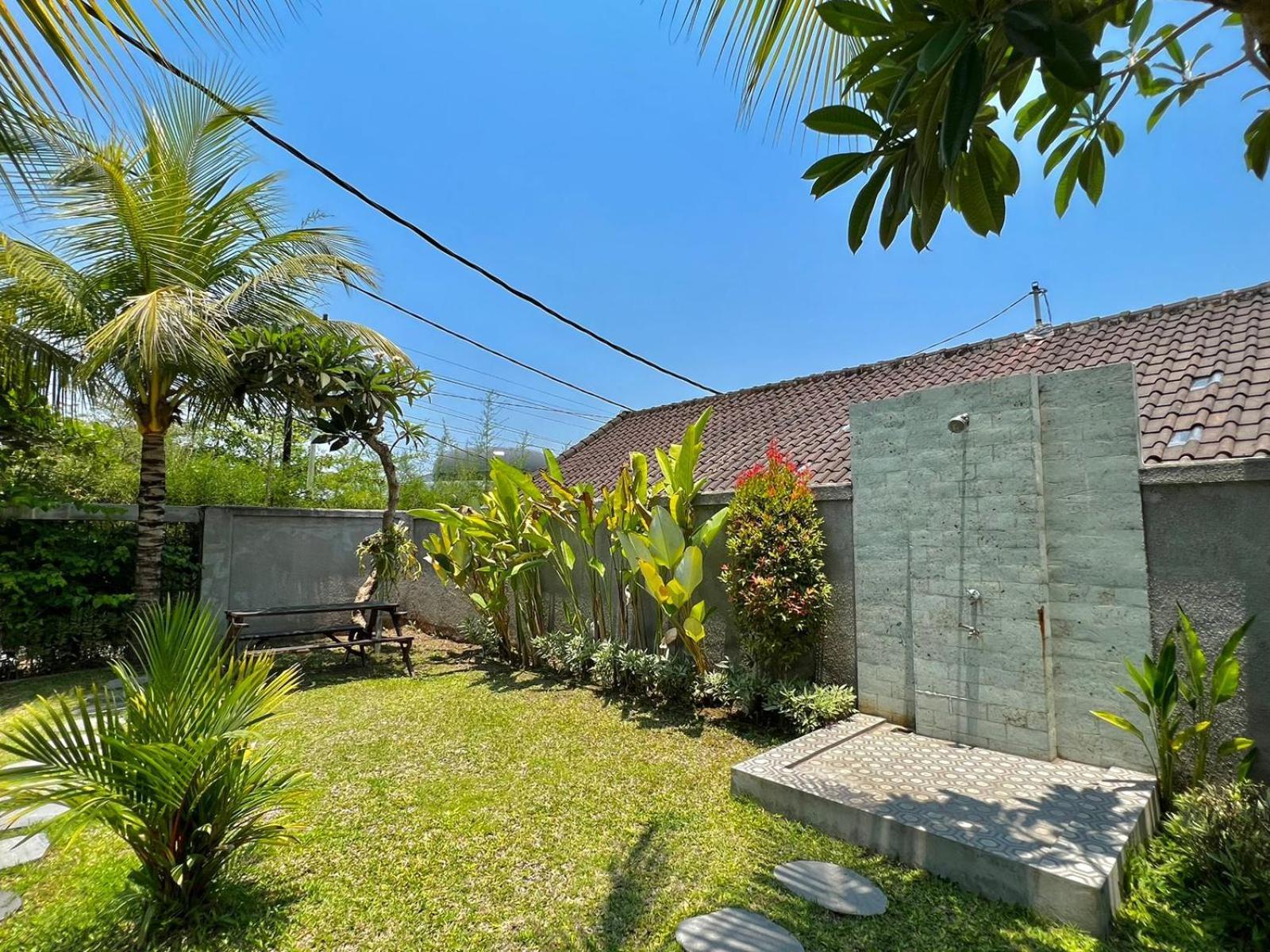 Cg Guesthouse Canggu Zewnętrze zdjęcie